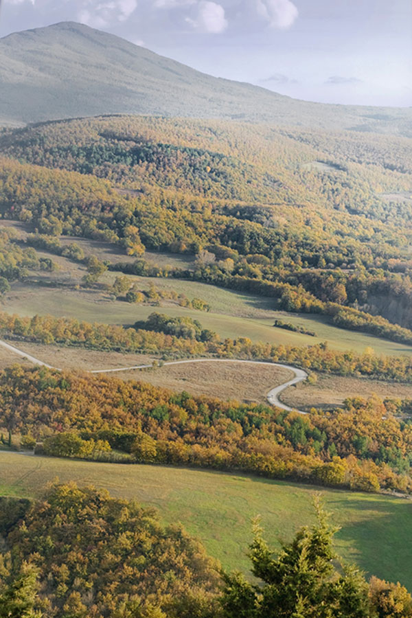 Descubriendo un antiguo pueblo | Ethimo
